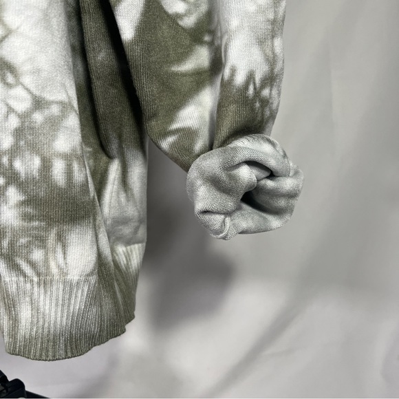 Guess Mens Liam Tie-Dye Sweater Knitted Sweater - Color Olive - Size Large - Picture 7 of 7